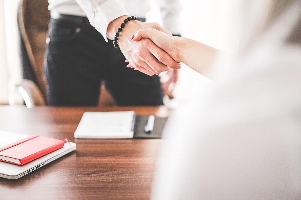 business handshake diagram