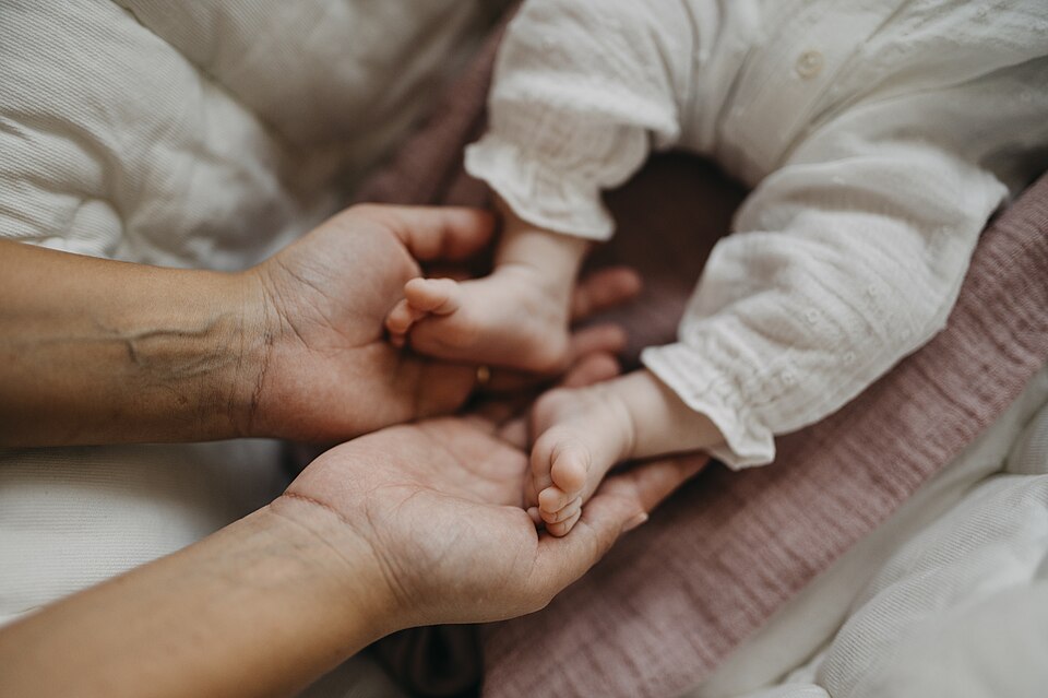 baby bonding with parent**