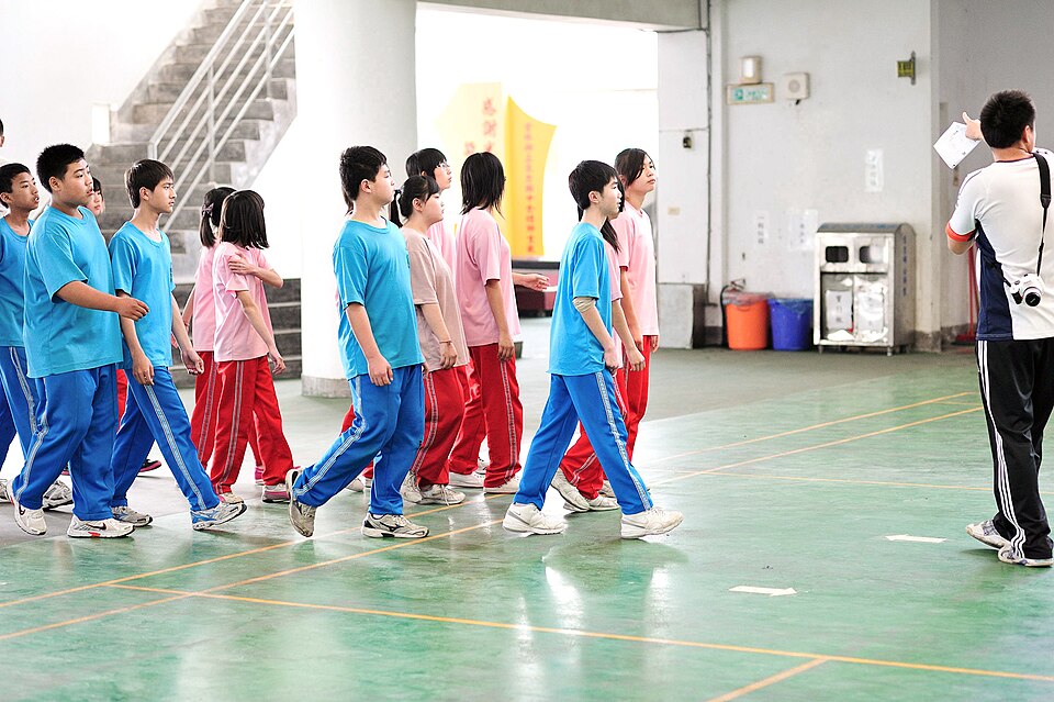 teacher with students**